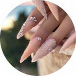 Neumodellage mit Farbe